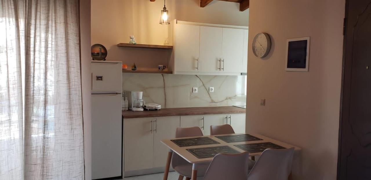 Michalis, 2-Bedroom Apartment In Saranda Exterior photo